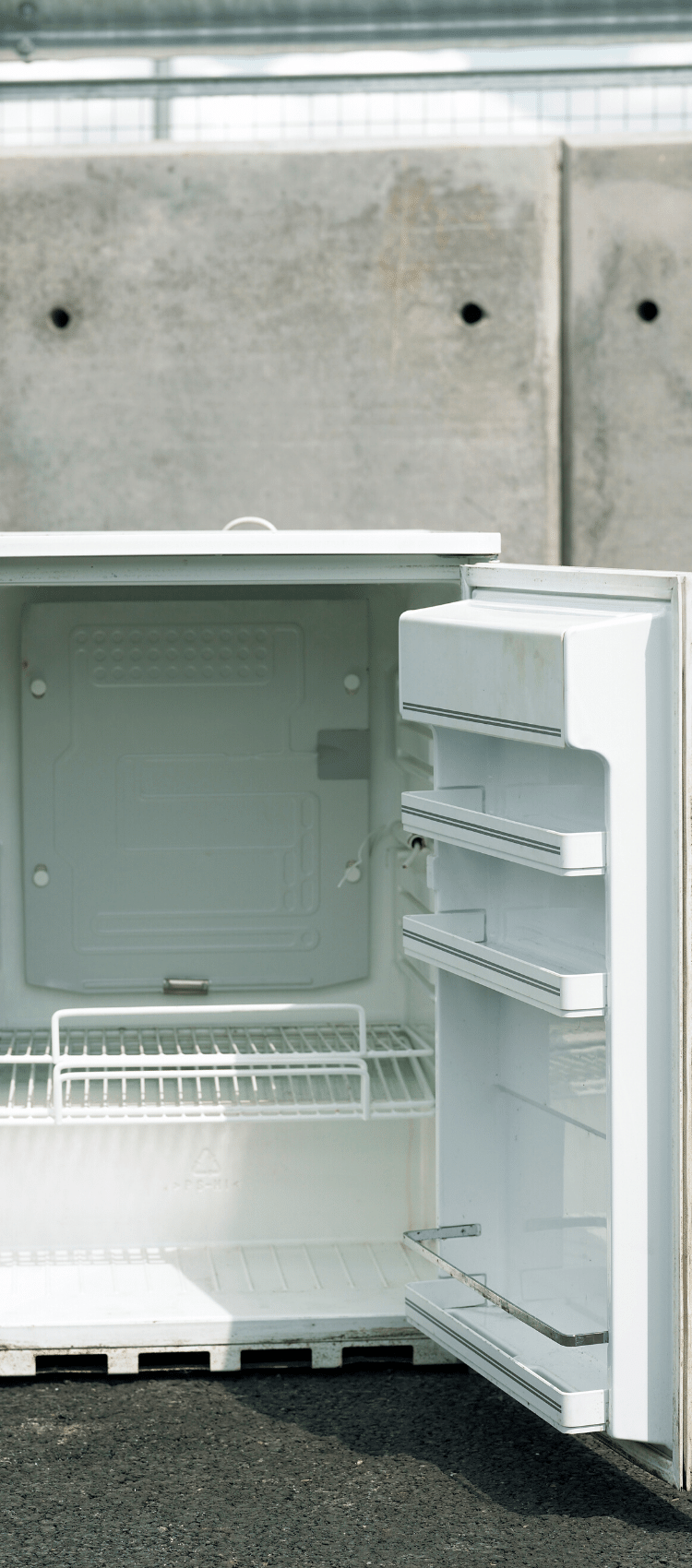 Open fridge to be removed